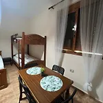 Andrea Apartament *